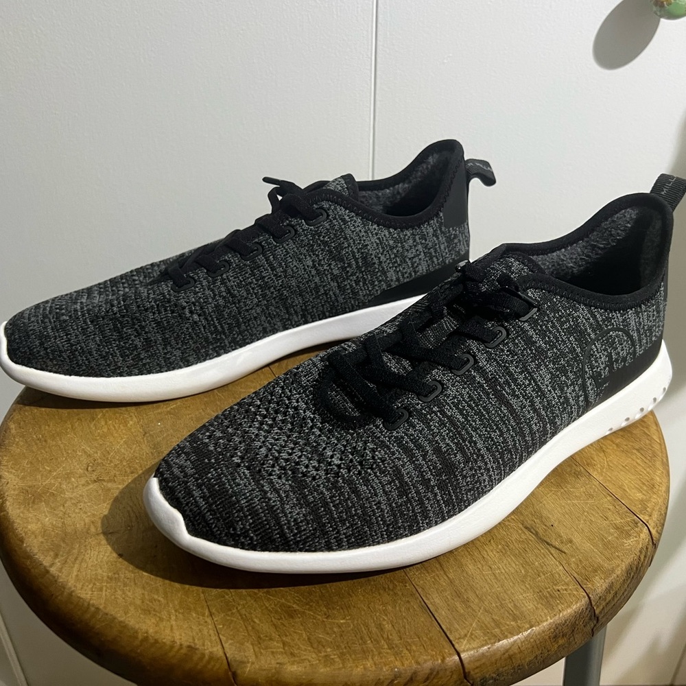 Peter Millar Hyperlight Glide Knit Sneakers